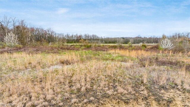 E Sheffield Cir, Zanesville, OH 43701
