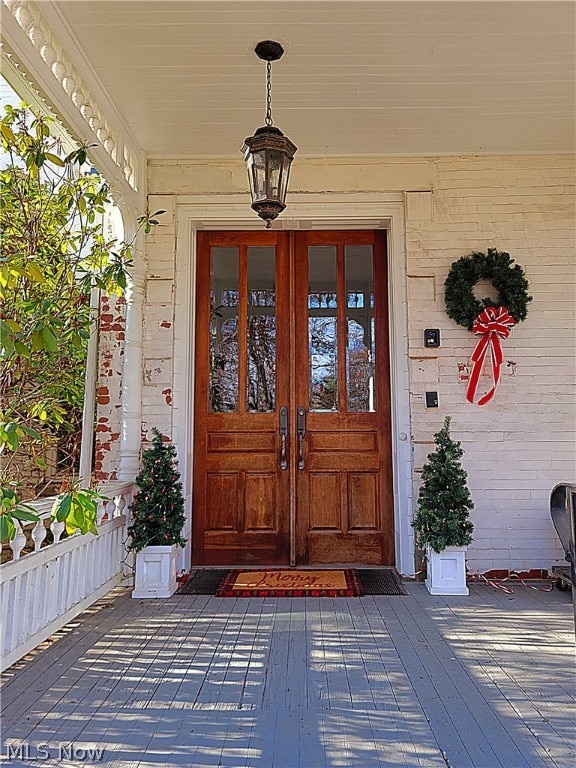 view of exterior entry