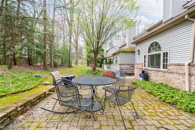 6747 Lockwood Blvd, Youngstown, OH 44512 - view of patio with outdoor dining space