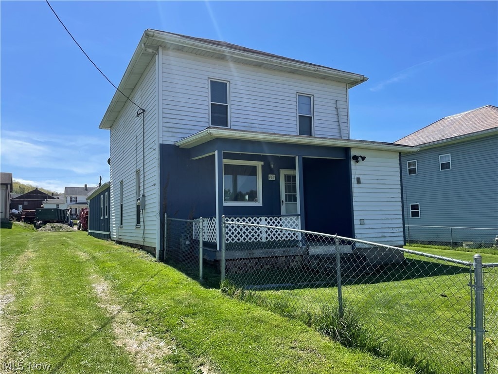 view of front property with a front yard