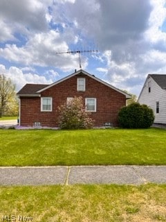 exterior space with a lawn