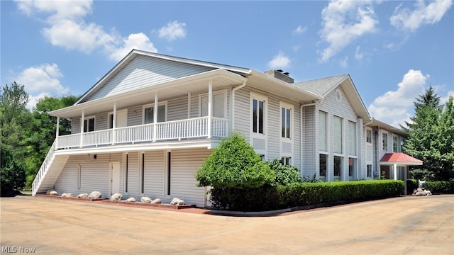 view of front of home