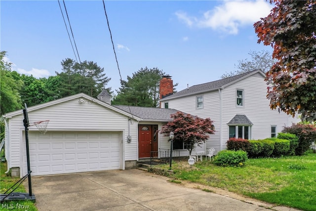 view of front of house with a garage