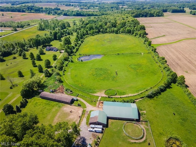 birds eye view of property featuring a rural view