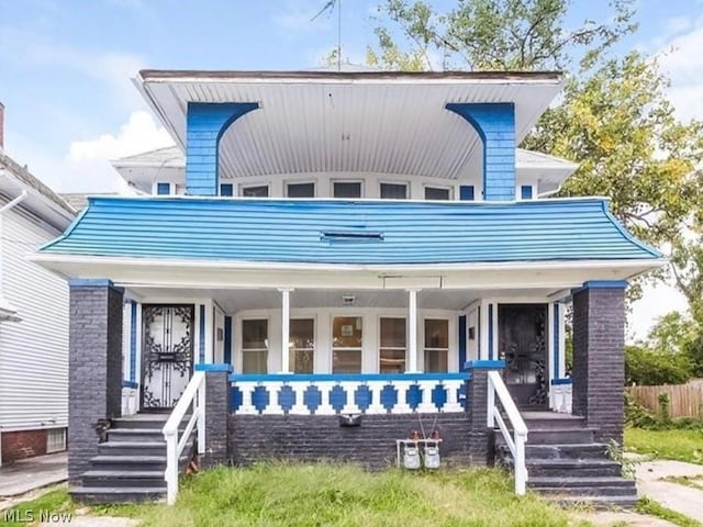 view of front facade with a porch