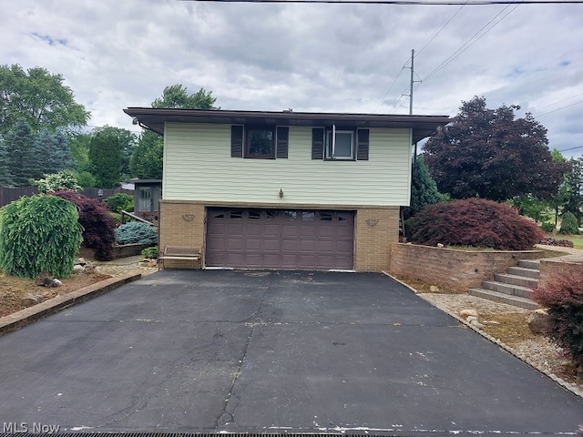 view of front facade with a garage