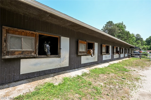 view of home's exterior