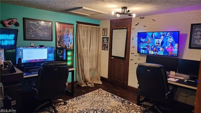 office with a textured ceiling