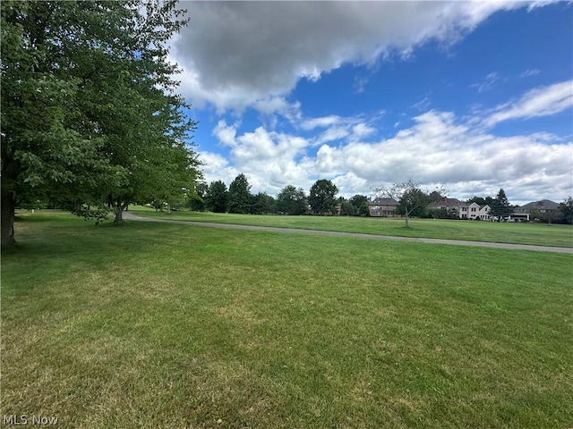 Listing photo 3 for Glengarry Ave NW, Canton OH 44718