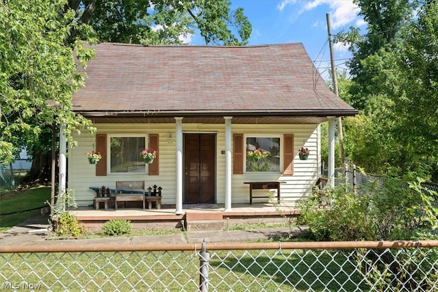 view of front of home featuring covered porch