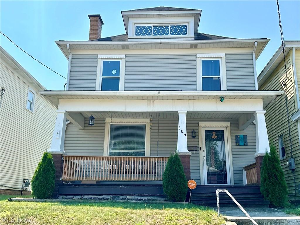 view of front of house with a porch