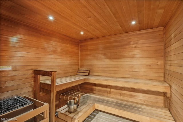 view of sauna / steam room