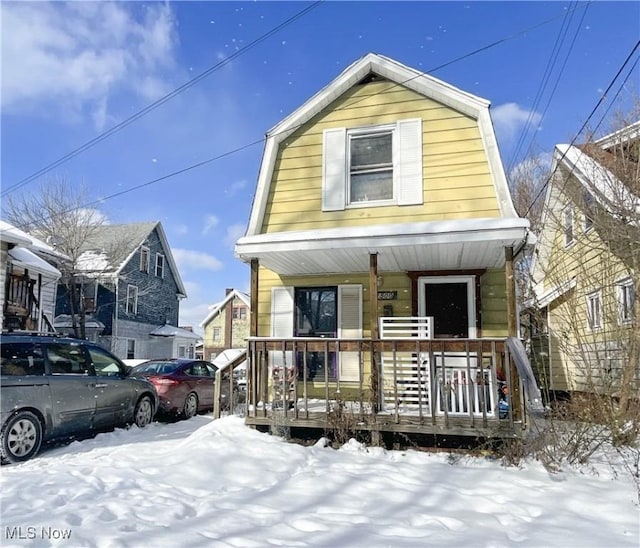 view of front of property featuring covered porch