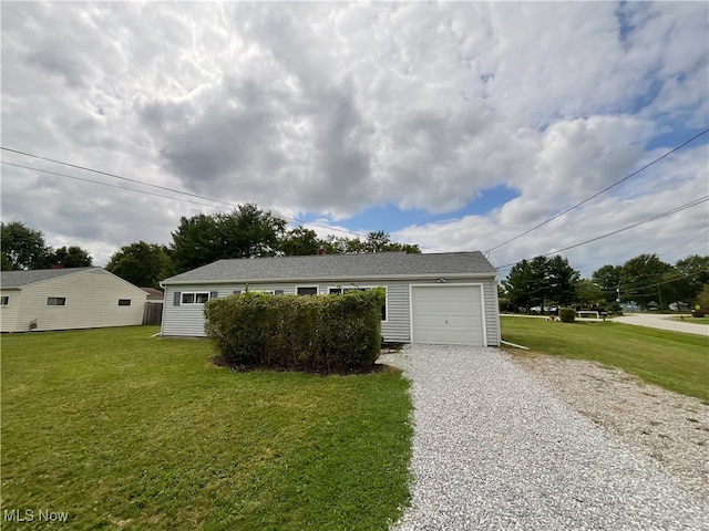 view of front of home with a front lawn