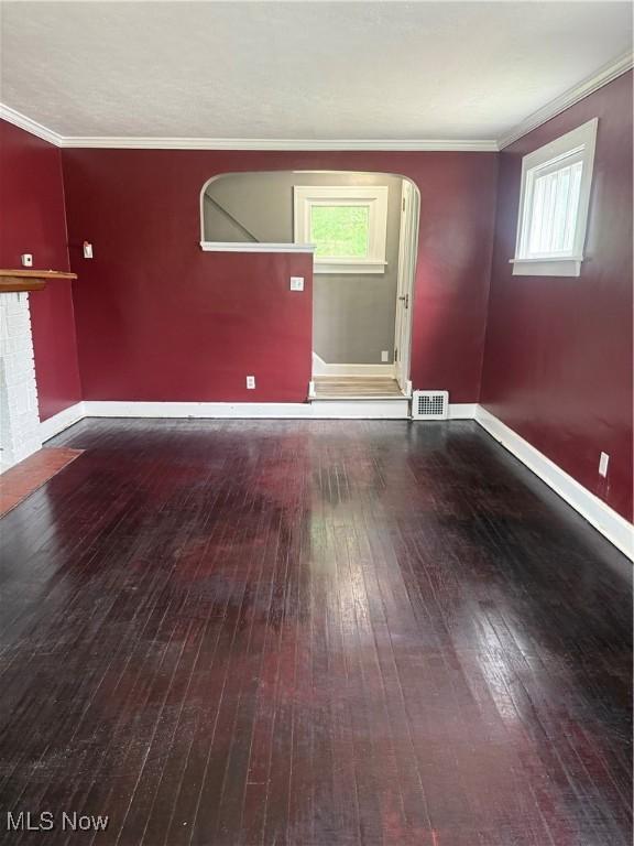 13205 Cranwood Park Blvd, Garfield Heights, OH 44125 - photo 5