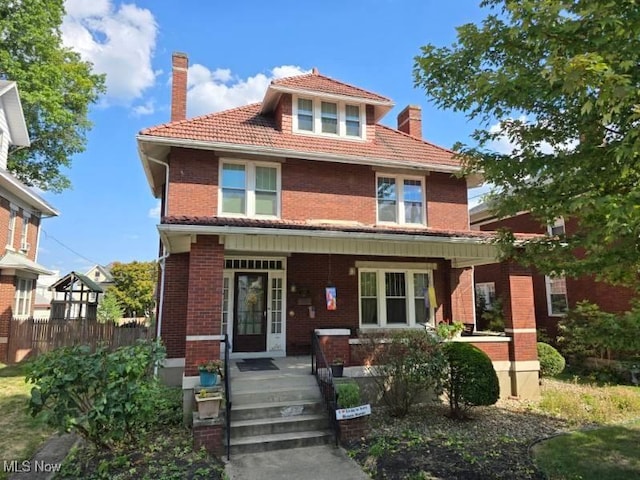 view of front facade with covered porch