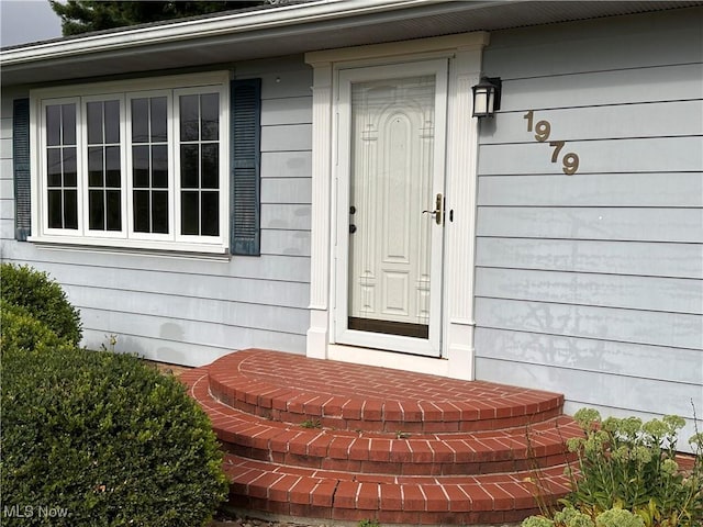 view of doorway to property