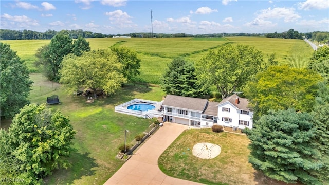 birds eye view of property featuring a rural view