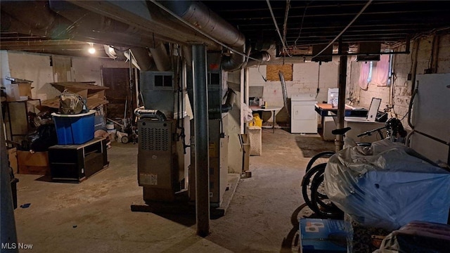 basement featuring washer and dryer