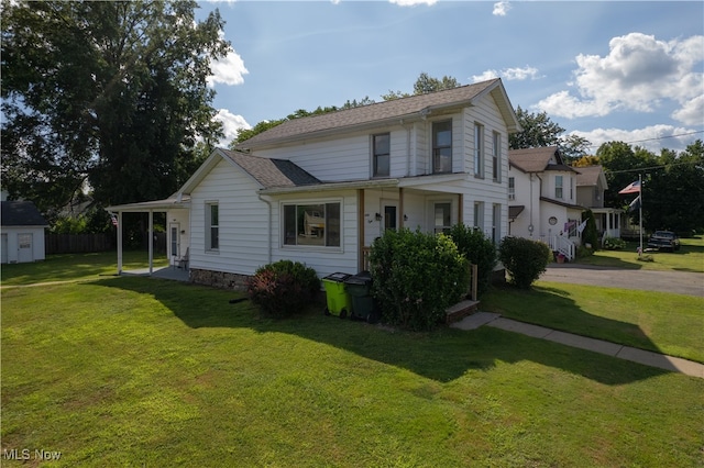 view of front of house with a front yard