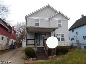 front of property featuring a porch