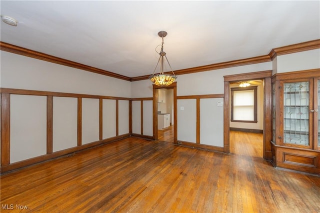 2572-2574 Mayfield Rd, Cleveland Heights, OH 44106 - unfurnished room featuring wood finished floors, a smoke detector, and ornamental molding