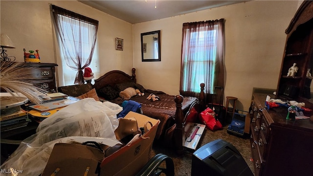 view of carpeted bedroom