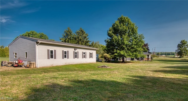 exterior space featuring a yard