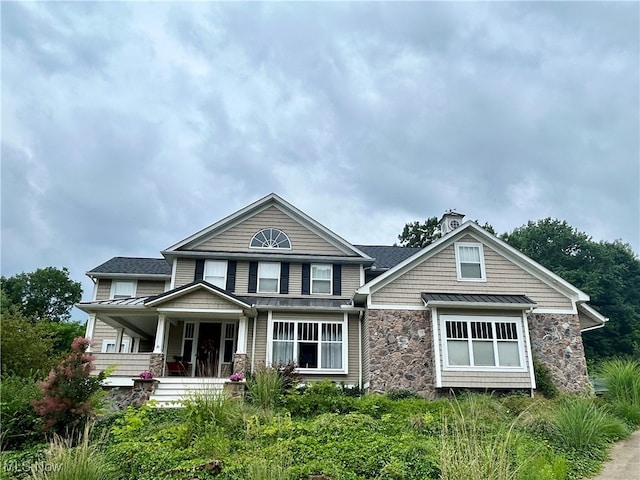 view of front of home with covered porch