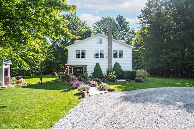 view of front of house with a front yard