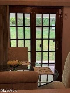 620 Bridgeview Ave, Chester, WV 26034 - view of doorway to outside