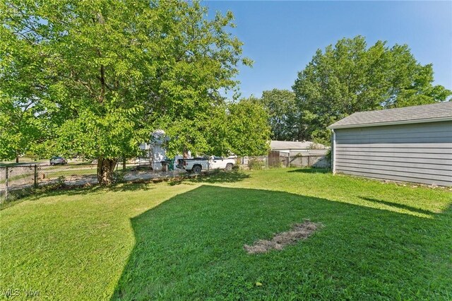 14631 Granger Rd, Maple Heights, OH 44137 - view of yard with a fenced backyard