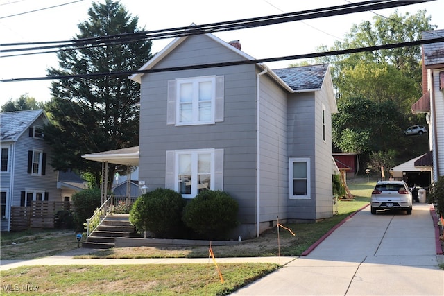 view of front of house