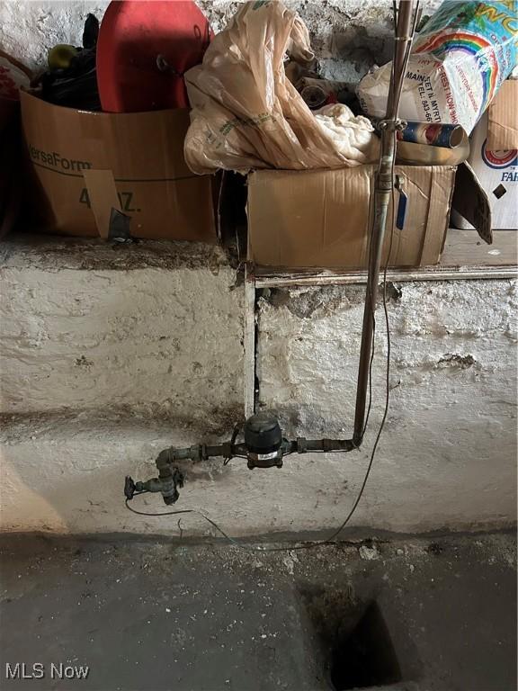 809 E 155th St, Cleveland, OH 44110 - basement view