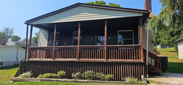 view of front facade