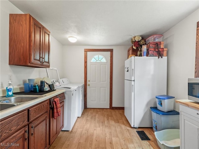 833 Main St, Conneaut, OH 44030 - photo 3
