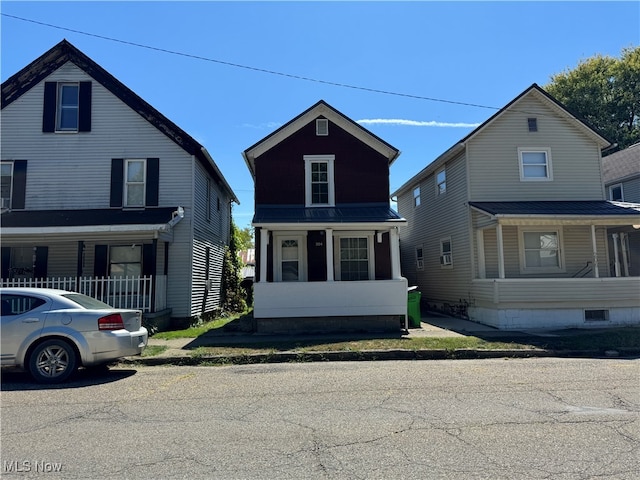 view of front property featuring a porch