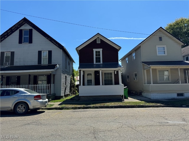 view of front of house featuring a porch