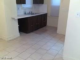 3606 E 143rd St, Cleveland, OH 44120 - photo 5