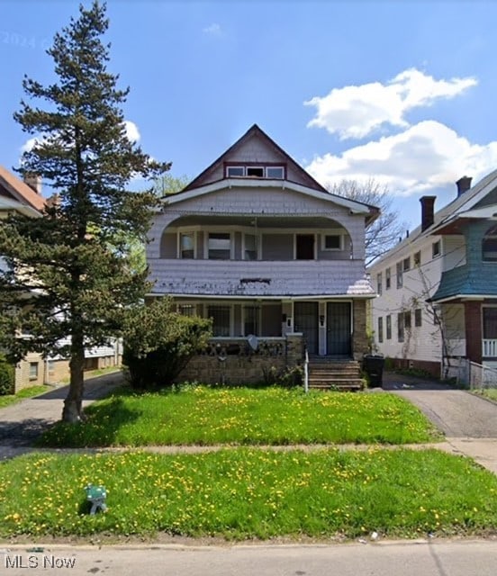 view of front of property with covered porch