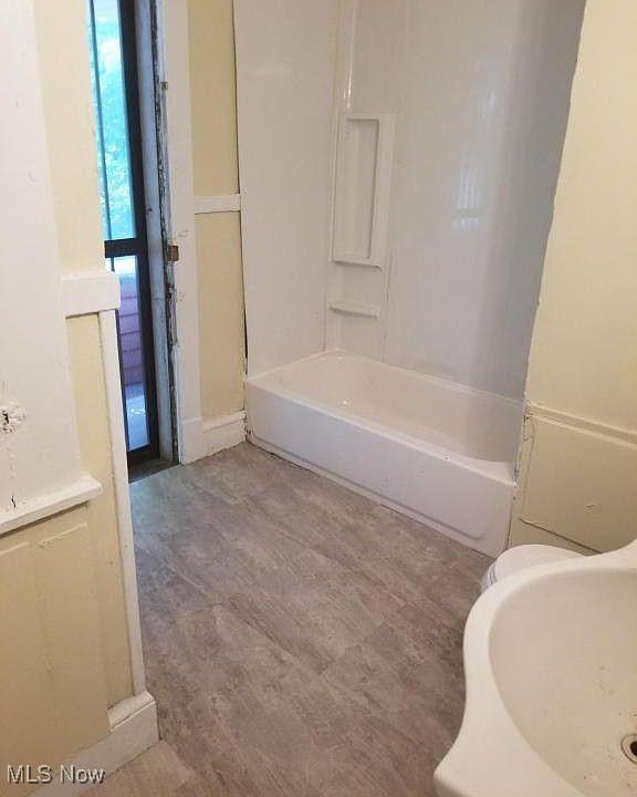 9003 Columbia Ave, Cleveland, OH 44108 - photo 14