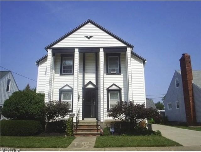 21481 Ball Ave, Euclid, OH 44123 - view of front of home