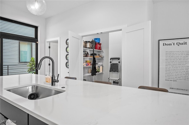 kitchen featuring sink