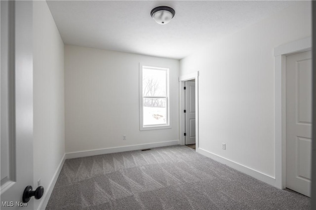 empty room with carpet