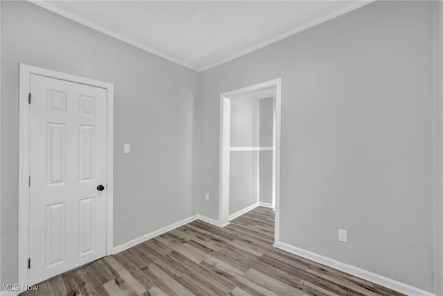 unfurnished room featuring light hardwood / wood-style flooring