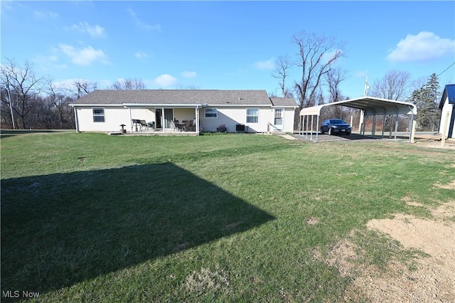 view of yard with a carport