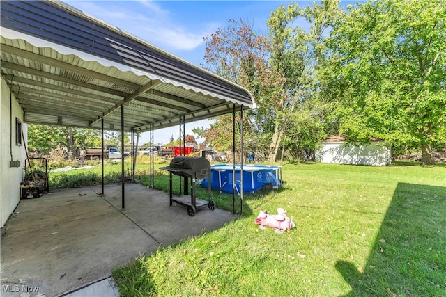 view of yard with a patio area