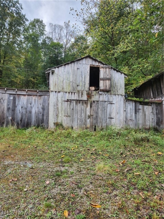 view of outbuilding