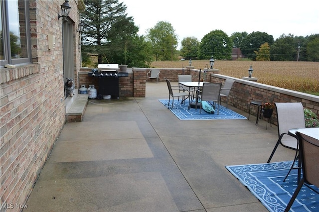 view of patio / terrace with area for grilling