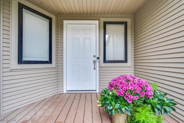 view of property entrance